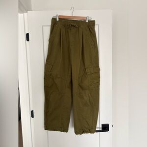 Old Navy Twill Barrel Cargo Pants - Women’s M, Green